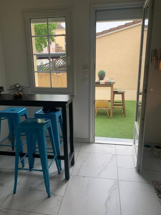Maison 10/12 Pers Tres Proche Circuit Λε Μανς Εξωτερικό φωτογραφία