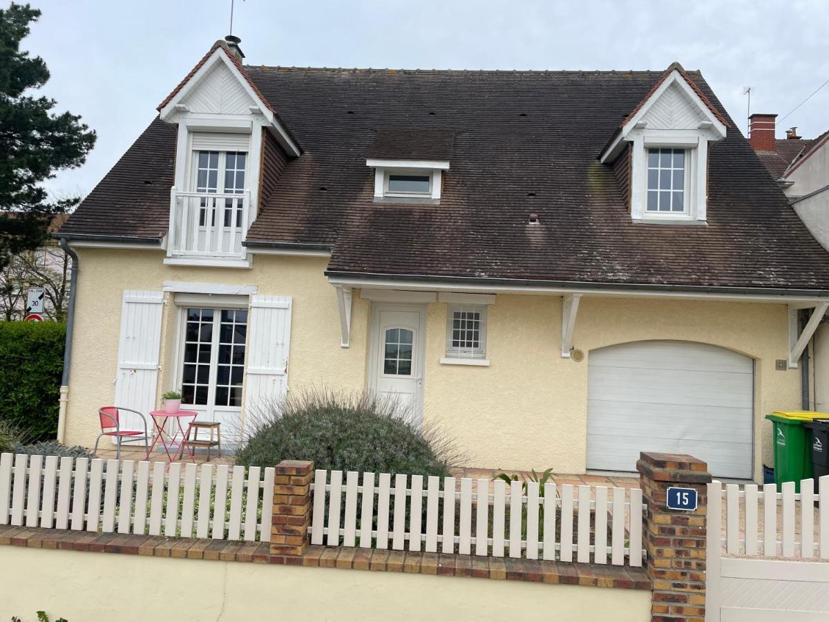 Maison 10/12 Pers Tres Proche Circuit Λε Μανς Εξωτερικό φωτογραφία